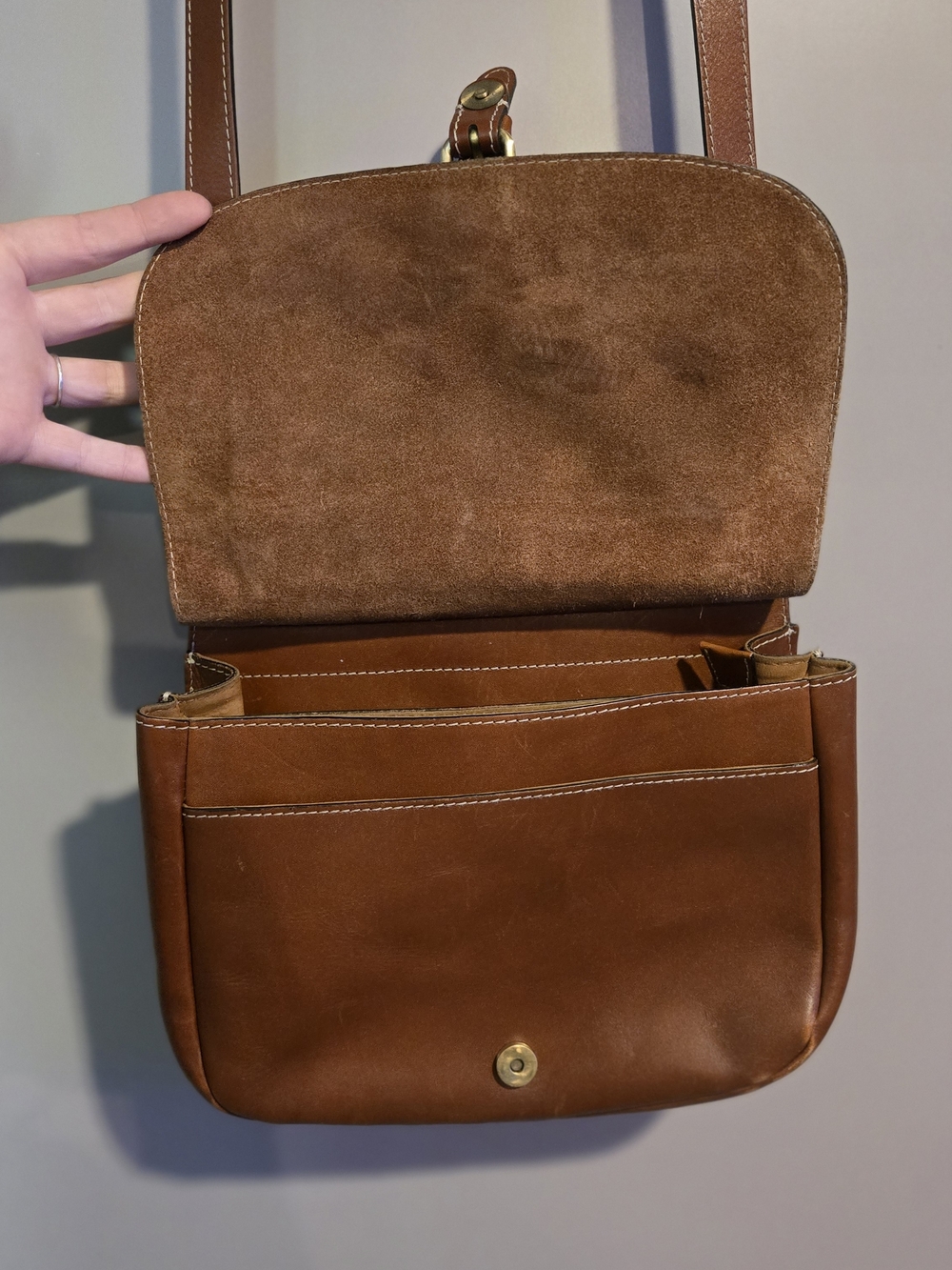 Patricia Nash London Saddle Bag - Cognac - Picture 4 of 7